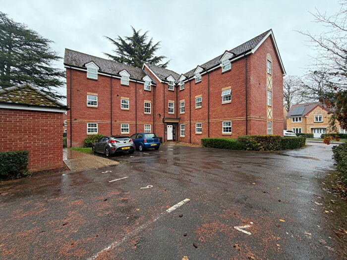 2 Bedroom Apartment To Rent In Ormonde Gardens, Newbury, RG14