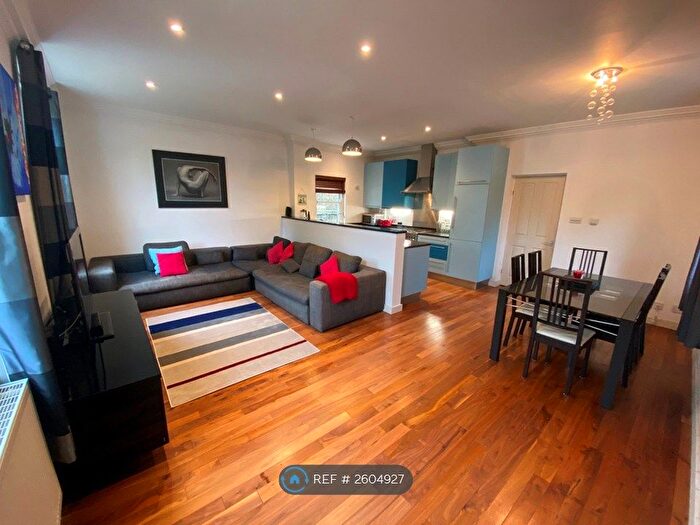 2 Bedroom Flat To Rent In Mattock Lane, London, W5