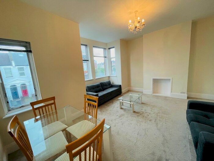 2 Bedroom Flat To Rent In Riffel Road, Willesden Green, NW2