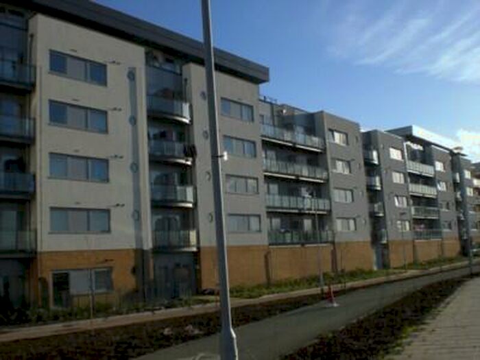 1 Bedroom Apartment To Rent In Defence Close, West Thamesmead, SE28