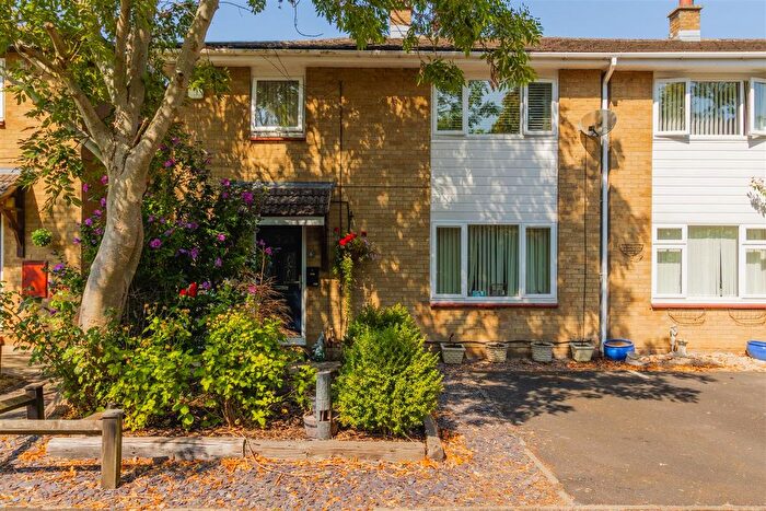 3 Bedroom End Of Terrace House For Sale In Falkland Place, Temple Herdewyke, CV47