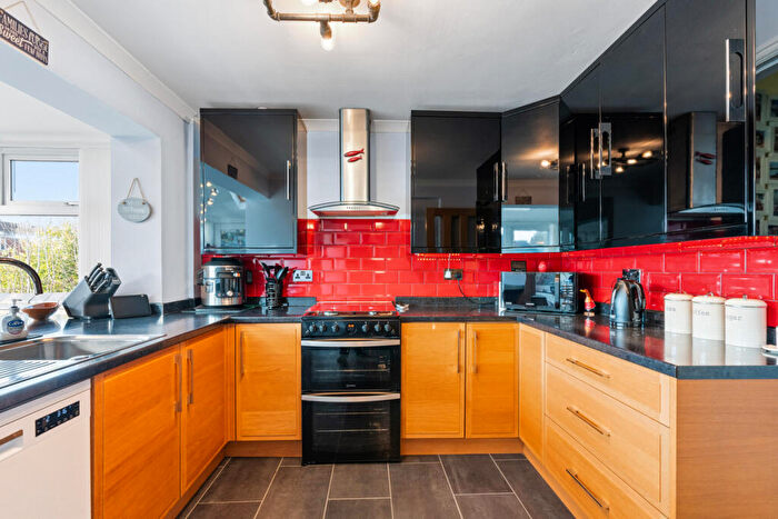 4 Bedroom Detached House For Sale In Orchard Street, Bedworth, CV12