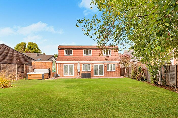 5 Bedroom Detached House For Sale In Woodside Road, Winkfield, Windsor, Berkshire, SL4