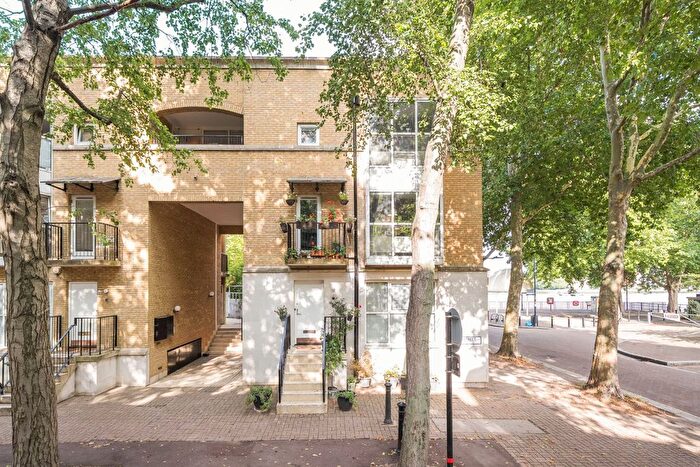4 Bedroom End Terrace House For Sale In Princes Court, London, SE16
