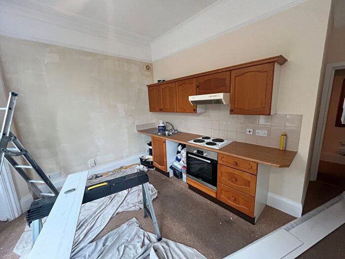 1 Bedroom Flat To Rent In Owls Road, Bournemouth, BH5