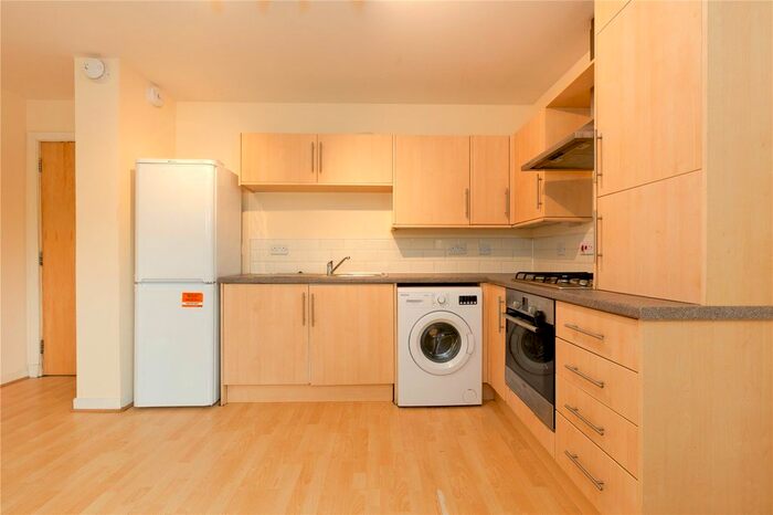 2 Bedroom Flat For Sale In Edinburgh Road, Glasgow, G33