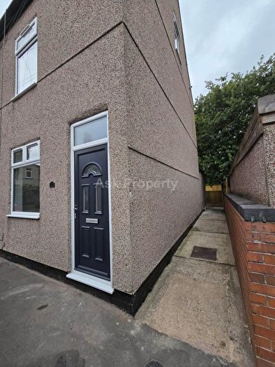 3 Bedroom End Terrace House To Rent In Hope Street, Mansfield, NG18