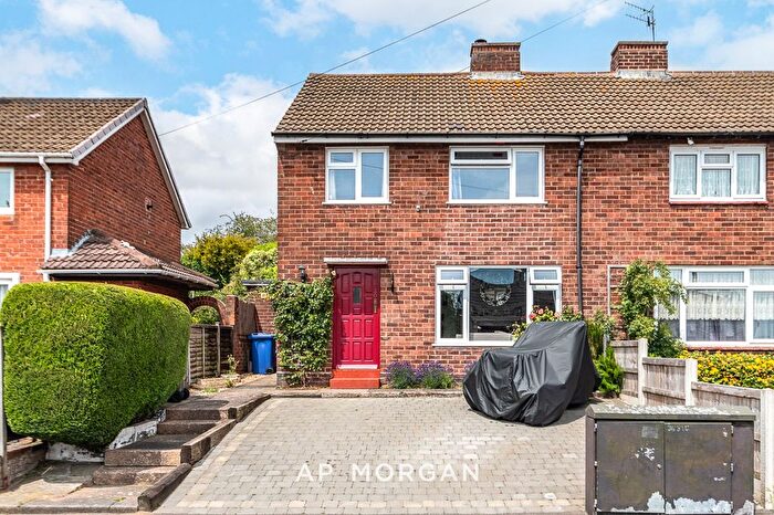 3 Bedroom Semi-Detached House For Sale In Copse Road, Dudley, West Midlands, DY2