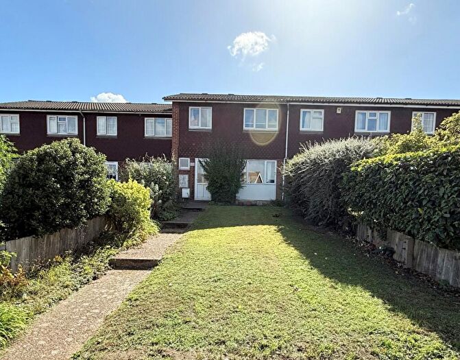 3 Bedroom Terraced House For Sale In Medhurst Crescent, Gravesend, Kent, DA12