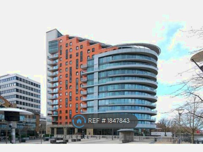 3 Bedroom Flat To Rent In Brewhouse Lane, London, SW15