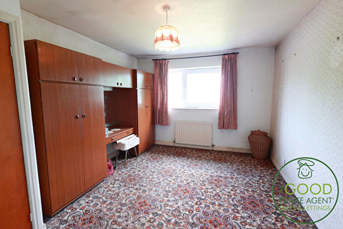 2 Bedroom Bungalow For Sale In Foxdale, Preston, PR1