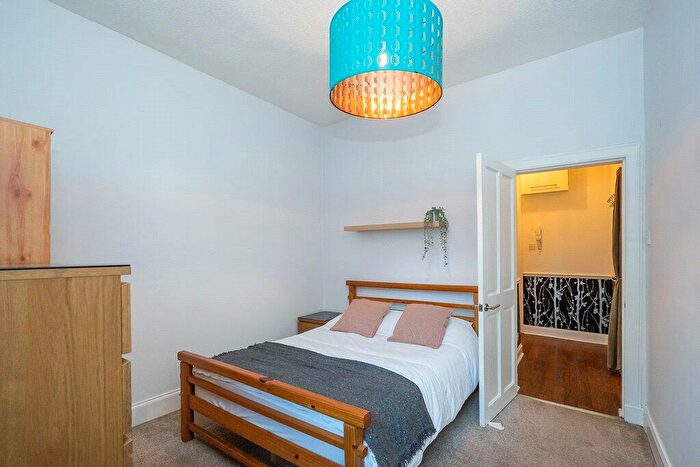 1 Bedroom Flat To Rent In Buchanan Street, Leith, Edinburgh, EH6
