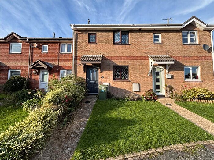 2 Bedroom Terraced House For Sale In Downsview Gardens, Wootton Bridge, Ryde, PO33