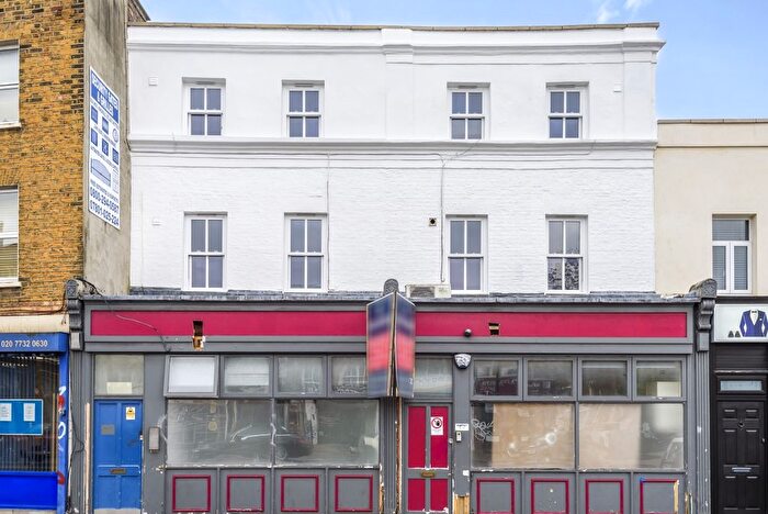 Studio To Rent In New Cross Road, New Cross, London, SE14