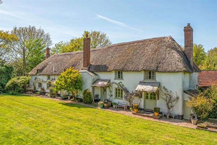 5 Bedroom Detached House For Sale In Clyst St. Lawrence, Cullompton, EX15
