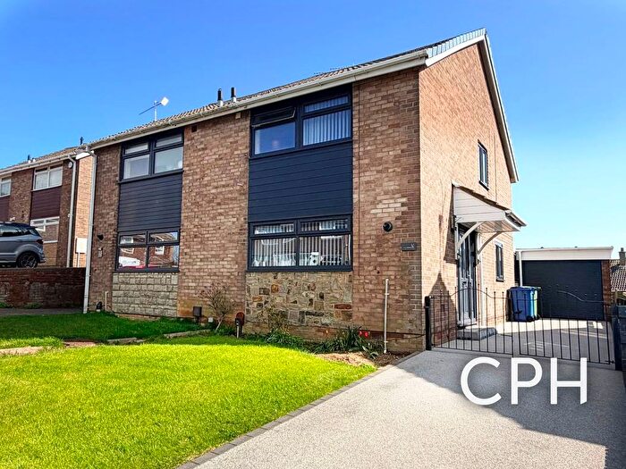 3 Bedroom Semi Detached House For Sale In Southwold Rise, Eastfield, YO11