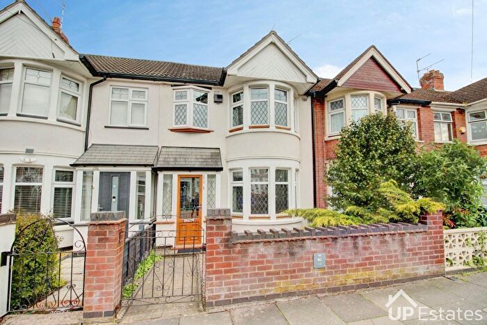 3 Bedroom Terraced House For Sale In Farren Road, Wyken, Coventry, CV2