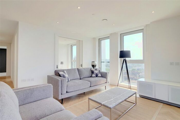 3 Bedroom Flat To Rent In Southwark Bridge Road, London, SE1