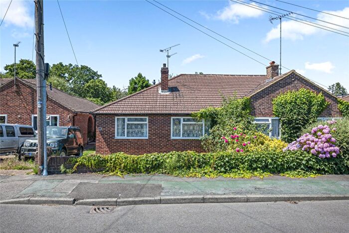 3 Bedroom Bungalow For Sale In Knaphill, Woking, Surrey, GU21