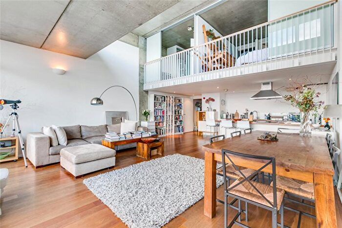 2 Bedroom Flat To Rent In Union Wharf, Wenlock Road, N1