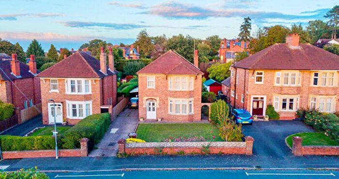 4 Bedroom Detached House For Sale In Lichfield Avenue, Hereford, HR1