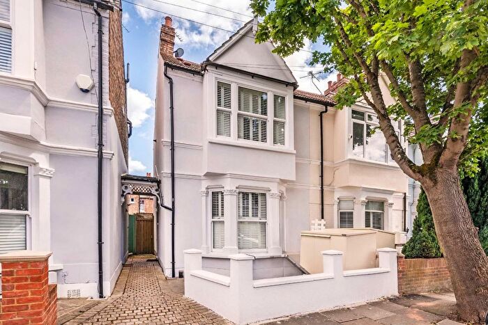 5 Bedroom Semi-Detached House To Rent In Carlton Road, Chiswick, W4