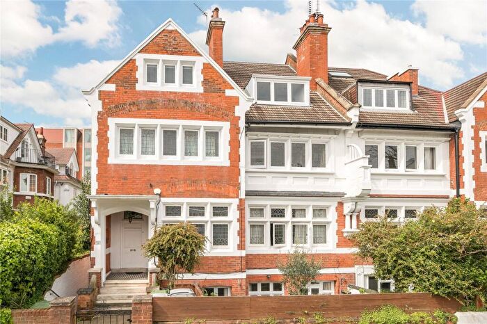 2 Bedroom Apartment For Sale In Kidderpore Gardens, London, NW3