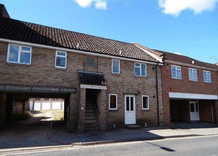 1 Bedroom Flat To Rent In Fordingbridge, Hampshire, SP6