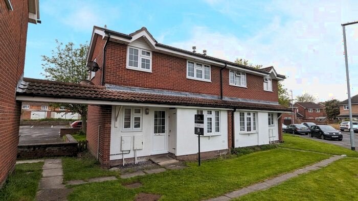 2 Bedroom Semi-Detached House To Rent In Grebe Road, Bridgwater, Somerset, TA6