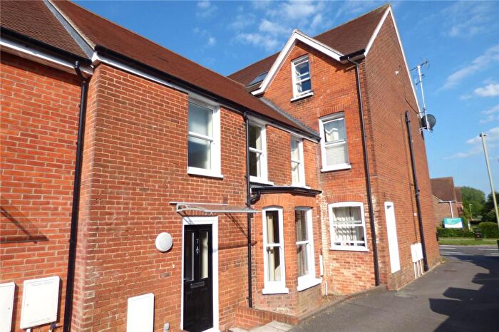1 Bedroom Terraced House To Rent In Anstey Road, Alton, Hampshire, GU34