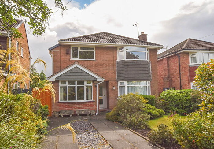 3 Bedroom Detached House For Sale In Brookhurst Avenue, Bromborough, Wirral, CH63