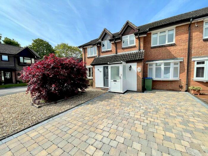 3 Bedroom Terraced House To Rent In Verger Close, Titchfield, PO14