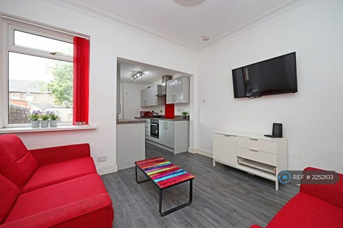 4 Bedroom Terraced House To Rent In Boughey Road, Stoke-On-Trent, ST4