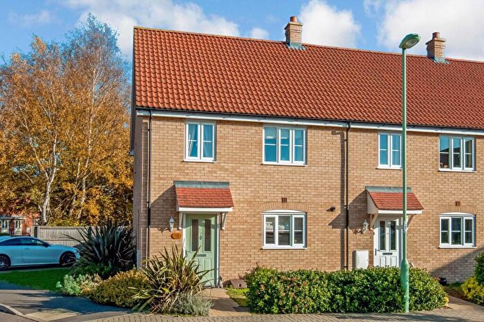 3 Bedroom End Of Terrace House For Sale In Wintergreen Road, Red Lodge, IP28