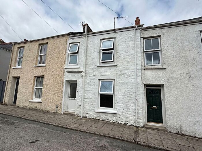 2 Bedroom Terraced House For Sale In Merrill Place, Falmouth, TR11