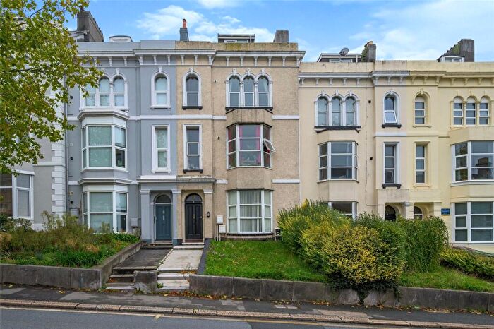 1 Bedroom Flat To Rent In Woodland Terrace, Plymouth, PL4