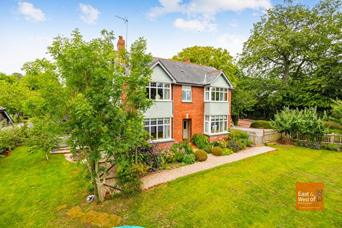 4 Bedroom Detached House For Sale In Globe Hill, Woodbury, Exeter, EX5