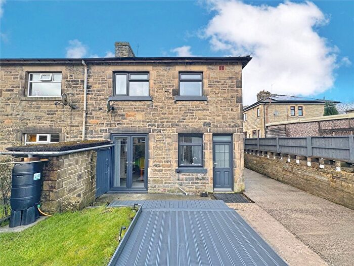 3 Bedroom Semi Detached House For Sale In Heathfield Avenue, Stacksteads, Rossendale, OL13