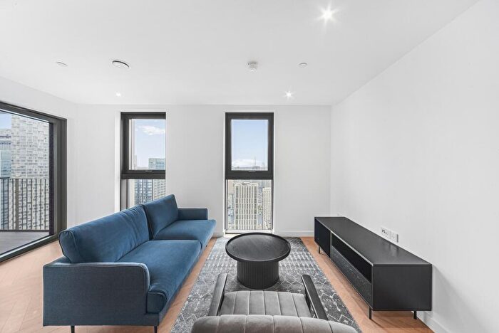 1 Bedroom Apartment To Rent In One Thames Quay, Marsh Wall, E14