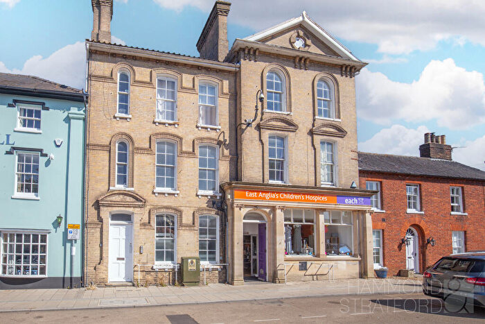 2 Bedroom Apartment For Sale In Queens Square, Attleborough, NR17