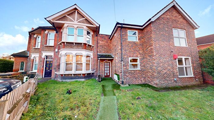 2 Bedroom Flat To Rent In Crofton Park Road, London, SE4