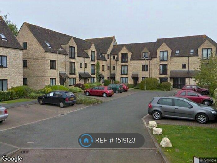 1 Bedroom Flat To Rent In Beechgate, Witney, OX28