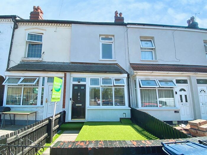 3 Bedroom Semi-Detached House For Sale In Whitmore Road, Birmingham, B10