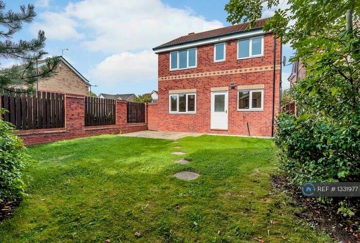 3 Bedroom Detached House To Rent In Shuttle Close, Doncaster, DN11