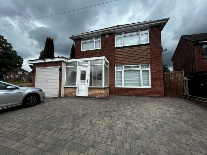 4 Bedroom House To Rent In Cotysmore Road, Sutton Coldfield, B75