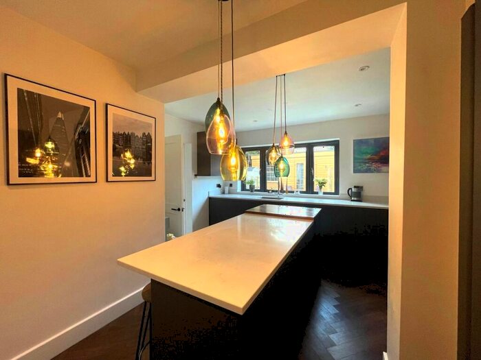 3 Bedroom Detached House For Sale In Danson Lane, South Welling, Kent, DA16