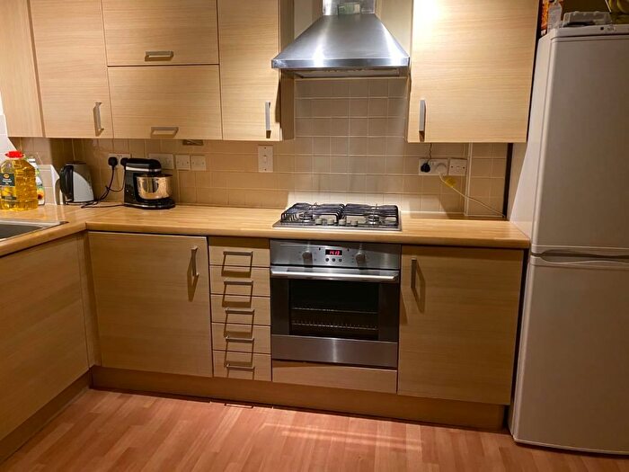 1 Bedroom Flat To Rent In Runway Close, London, NW9