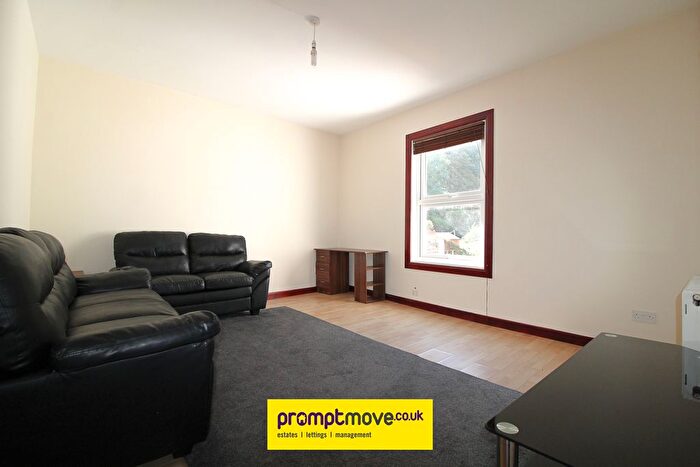 2 Bedroom Property To Rent In Stockwood Crescent, Luton, LU1