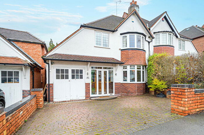 3 Bedroom Semi-Detached House For Sale In Tixall Road, Hall Green, B28