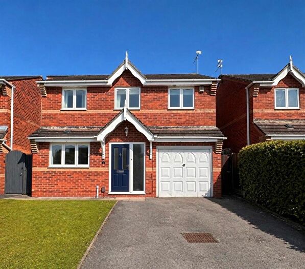 4 Bedroom Detached House To Rent In Hawthorn Grove, Biddulph, ST8